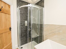 Abbey View Cottage at Broadings Farm