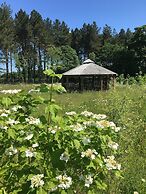 Hollicarrs - Bumblebee Lodge