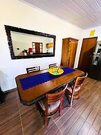 Casa Aconchegante 5 Min Praia com Churrasqueira