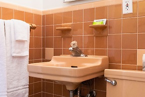 Sea Jay Motel & Marina