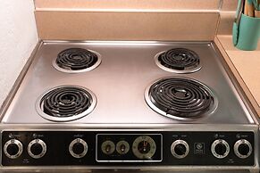 Sea Jay Motel & Marina