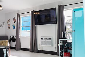 Sea Jay Motel & Marina