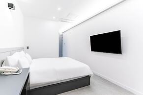 Pyeongtaek Godeok Richstay Hotel