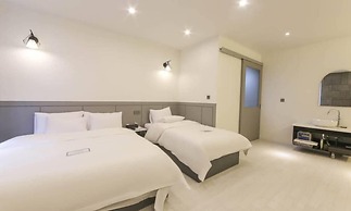 Pyeongtaek Godeok Richstay Hotel