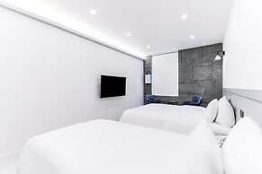 Pyeongtaek Godeok Richstay Hotel