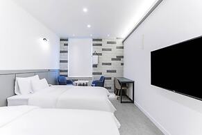 Pyeongtaek Godeok Richstay Hotel