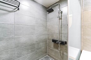 Pyeongtaek Godeok Richstay Hotel