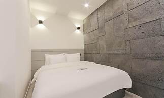 Pyeongtaek Godeok Richstay Hotel