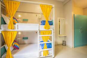 goSTOPS Rishikesh Lakshman Jhula - Hostel