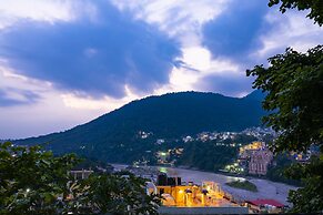 goSTOPS Rishikesh Lakshman Jhula - Hostel