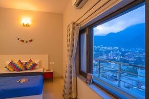 goSTOPS Rishikesh Lakshman Jhula - Hostel