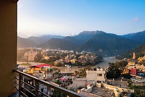 goSTOPS Rishikesh, Lakshman Jhula