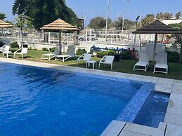 Prince Palace Hadera White Beach