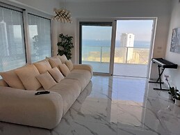 Prince Palace Hadera White Beach