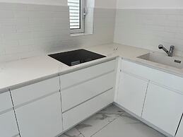 Prince Palace Hadera White Beach