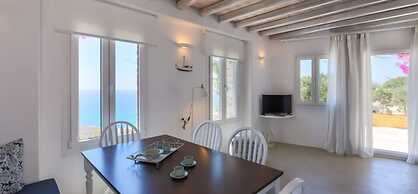 Stunning 2BR Cottage With Private Pool in Mykonos