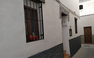 Rural House in Niguelas Next to Alpujarra