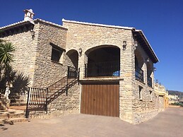 Spacious Villa With Large Private Pool and Incredible Views