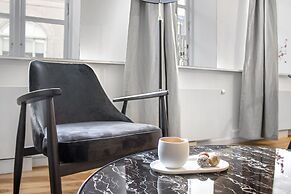 Sanders Regent - Smart 2-bdr Apt With Terrace