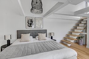 Sanders Regent - Smart 2-bdr Apt With Terrace