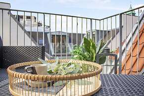 Sanders Regent - Smart 2-bdr Apt With Terrace