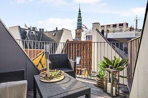 Sanders Regent - Smart 2-bdr Apt With Terrace