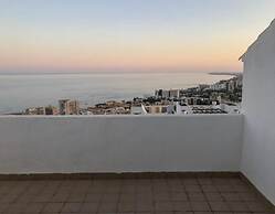 Chalet In Aguadulce Roquetas De Mar With Magnificent Sea Views