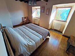 Casa de Aldea - Mirador del Navia