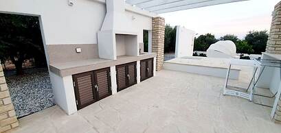 Luxury 6 Bedroom Villa With Privet Pool in Paphos