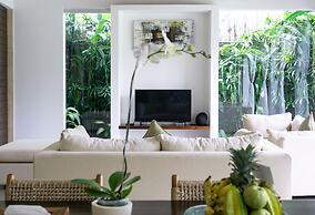 Villa Alice Dua by Villa Finder