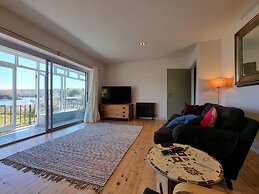 Cosy House in Eigionfa