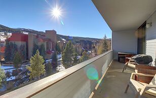 Pet Friendly, Beautifully Remodeled with Mountain Views - SB204 by Red