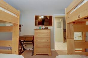 Pet Friendly, Beautifully Remodeled with Mountain Views - SB204 by Red