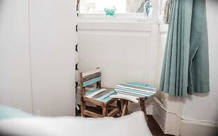 Rose Apartment 2-bed Town Centre Apartment in Ayr