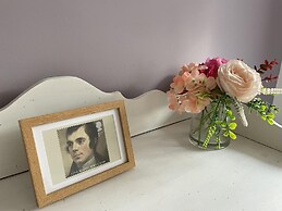 Rose Apartment 2-bed Town Centre Apartment in Ayr