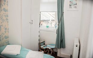 Rose Apartment 2-bed Town Centre Apartment in Ayr