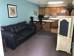 The Tompkinsville Inn