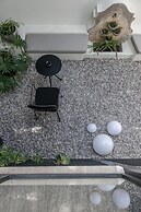 Bitzaro Boutique Hotel