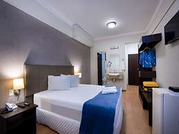 Mural Living Hotel Manaus