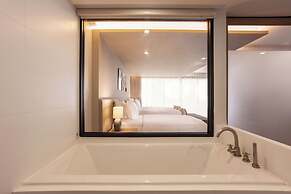 Anona Beachfront Phuket Resort