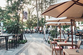 Anona Beachfront Phuket Resort