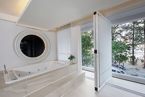 Anona Beachfront Phuket Resort