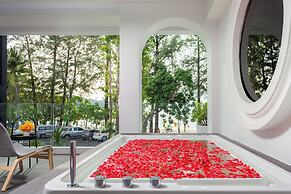 Anona Beachfront Phuket Resort