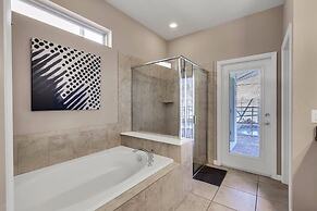 Luxurious Vacation Home With Private Pool!!!