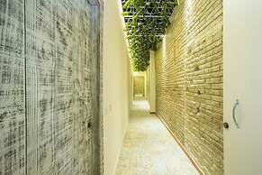 La Bodega Suites