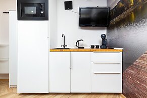 Studio Grochowska Warsaw by Renters