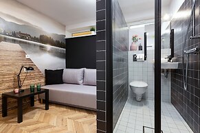 Studio Grochowska Warsaw by Renters
