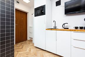 Studio Grochowska Warsaw by Renters