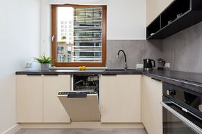 Apartment Grzybowska Warsaw by Renters