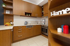 Apartment Gieldowa Warsaw by Renters